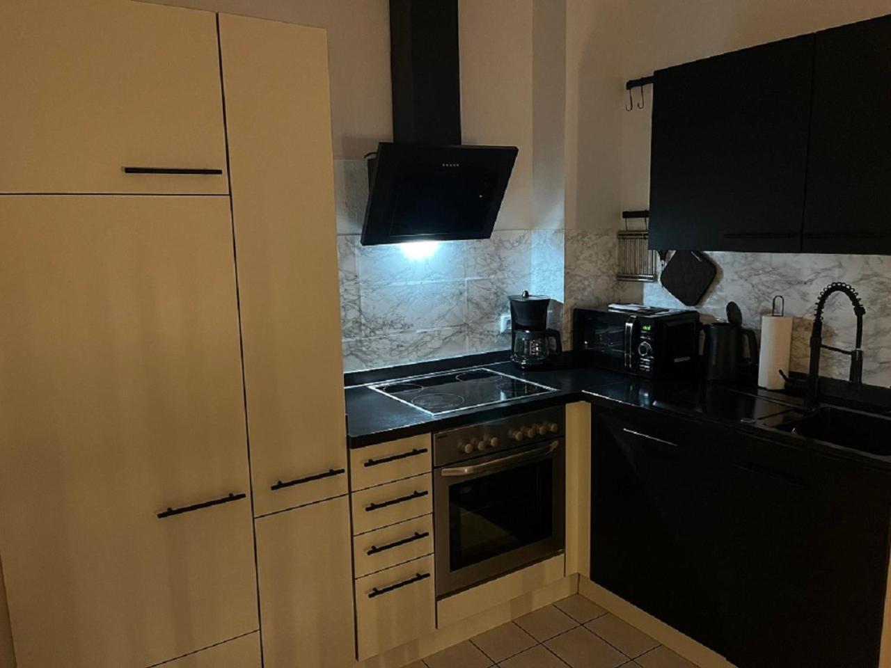 Ferienwohnung Am Knoops Park Bremen Ngoại thất bức ảnh