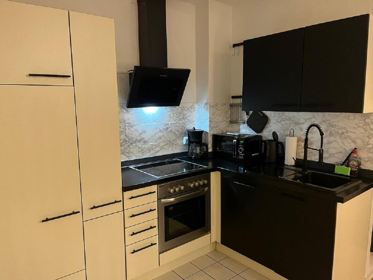 Ferienwohnung Am Knoops Park Bremen Ngoại thất bức ảnh